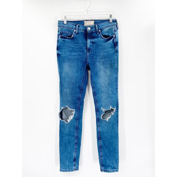 Free People High Rise Busted Ripped Knee Blue Skinny Jeans Size 28 - Picture 2 of 8